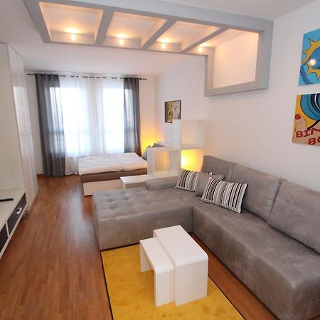 New Belgrade Apartment Neven, Parking 5 Evra Dan Exterior foto