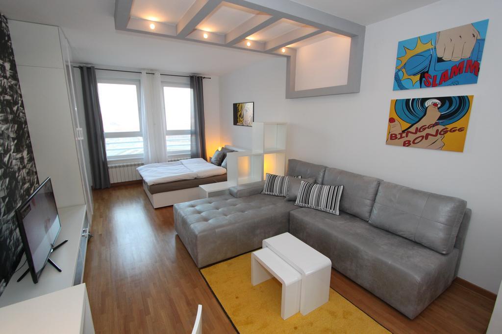 New Belgrade Apartment Neven, Parking 5 Evra Dan Exterior foto